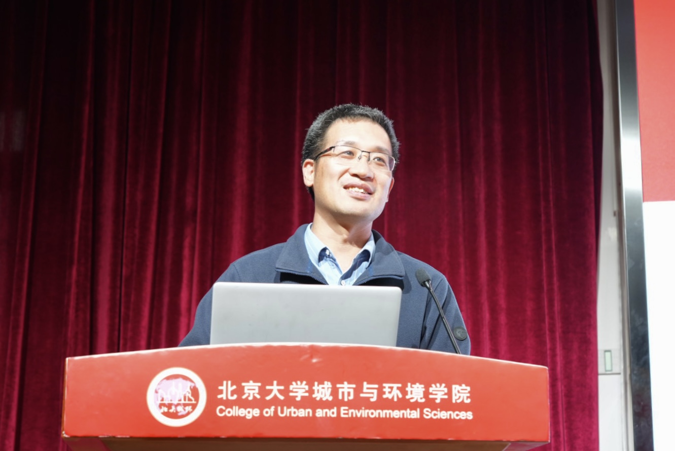 65c37edf4f6546c6984fdf4fa5d35e10.jpg 图4 学院副院长王志恒.jpg