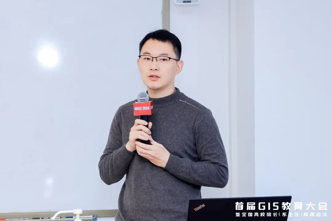 33b0255a21594e0f8bcb2c587f4d667e.jpg 张晓祥.jpg