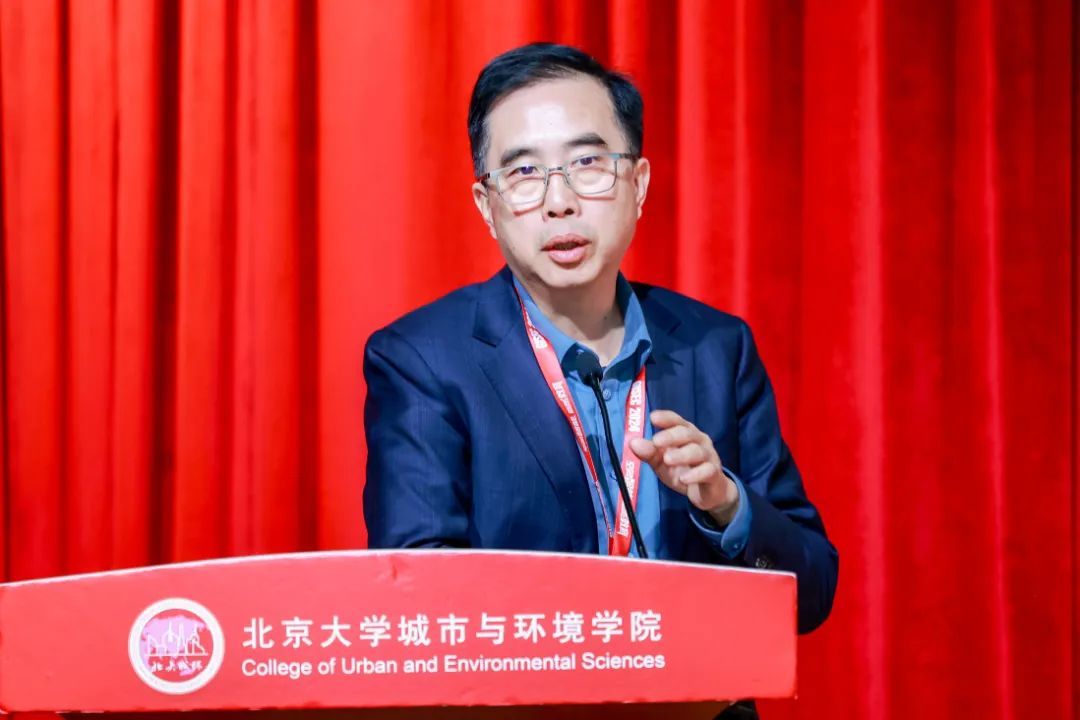 3c24dda8383f49079176b0f0ddd83f47.jpg 杜清运.jpg