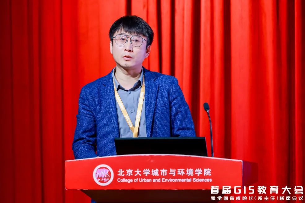 a926e22fb6c446669b70fd0c044b979d.jpg 赵建军.jpg