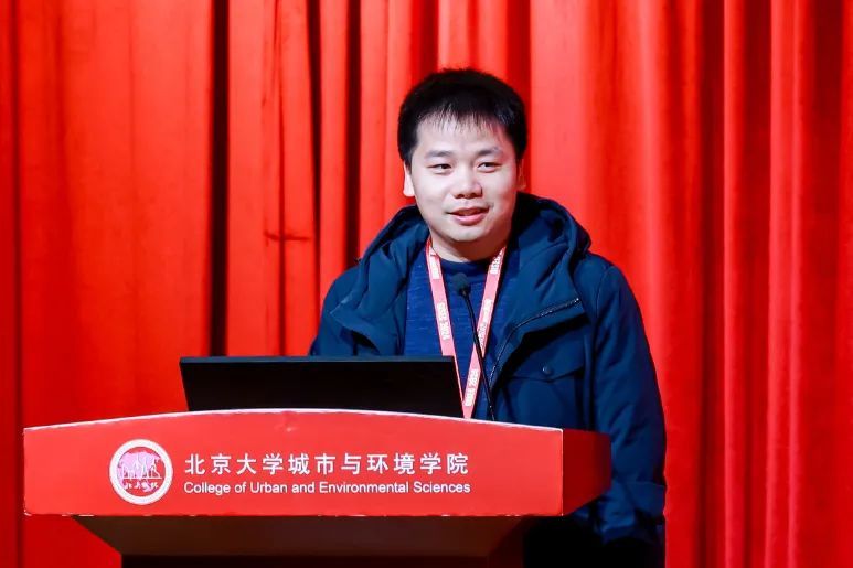 b2f8ee95f4994b66a37a92a051d10f6c.jpg 熊礼阳.jpg